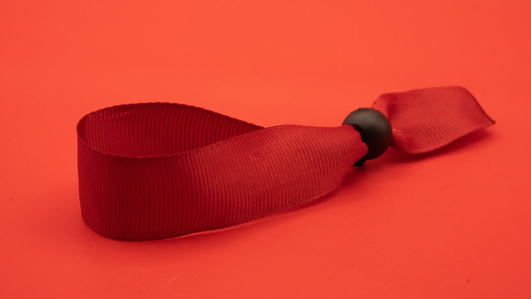 BandGuard Colour – Hotel Wristband Cover Bracelet